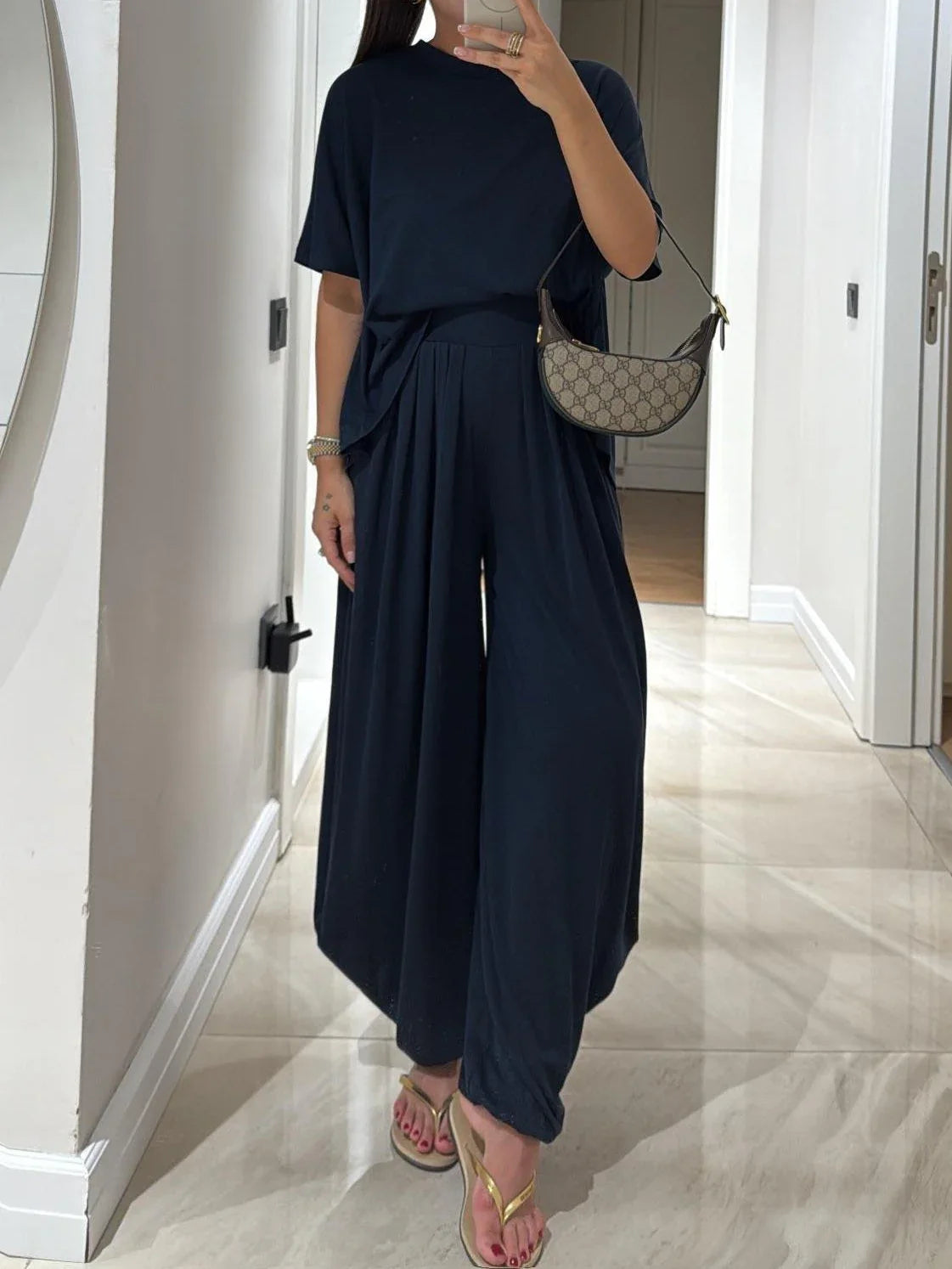 Solvane — Loose-Fit Top & Wide-Leg Pants Set