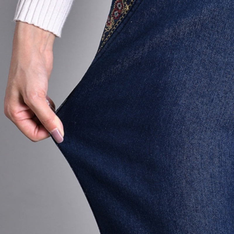 Women's Jeans — Elasticated Side-Pocket